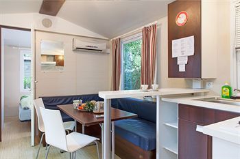 Hôtel Best Holiday à Grimaud Extérieur photo