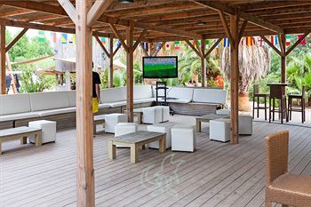 Hôtel Best Holiday à Grimaud Extérieur photo